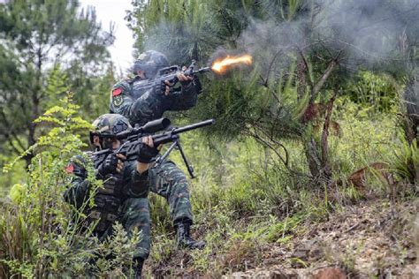 武警廣西總隊賀州支隊開展山地反恐演練 新華網