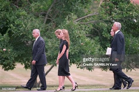 Funeral Of Anthony Radziwill In East Hampton. Lee et Carole Ann ...