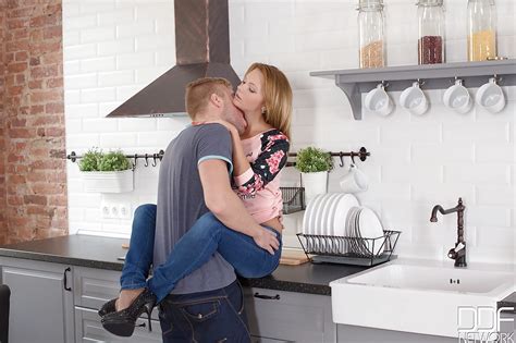 Busty European Chick Emily Thorne Banging Cock For Cum On Shaved Twat Porn Pictures XXX Photos