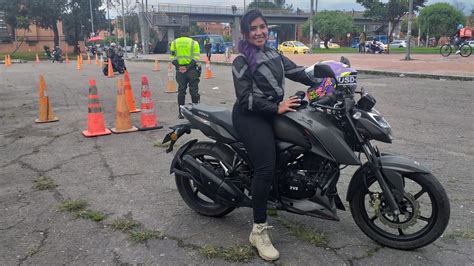 C Mo Se Desarrollan Los Cursos Gratuitos Para Motociclistas En Bogot