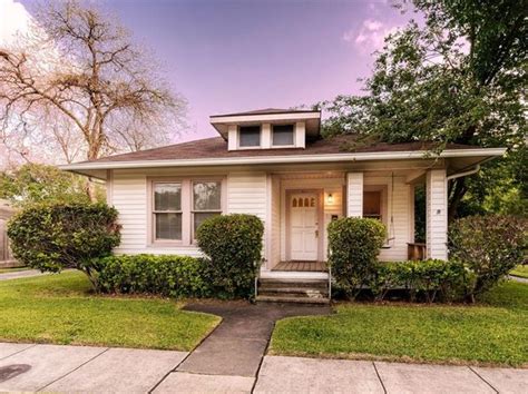 Craftsman Bungalow - Houston Real Estate - Houston TX Homes For Sale | Zillow