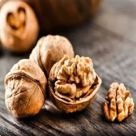 Common Natural Sweet Delicious Crunchy Taste Healthy Brown Walnuts At