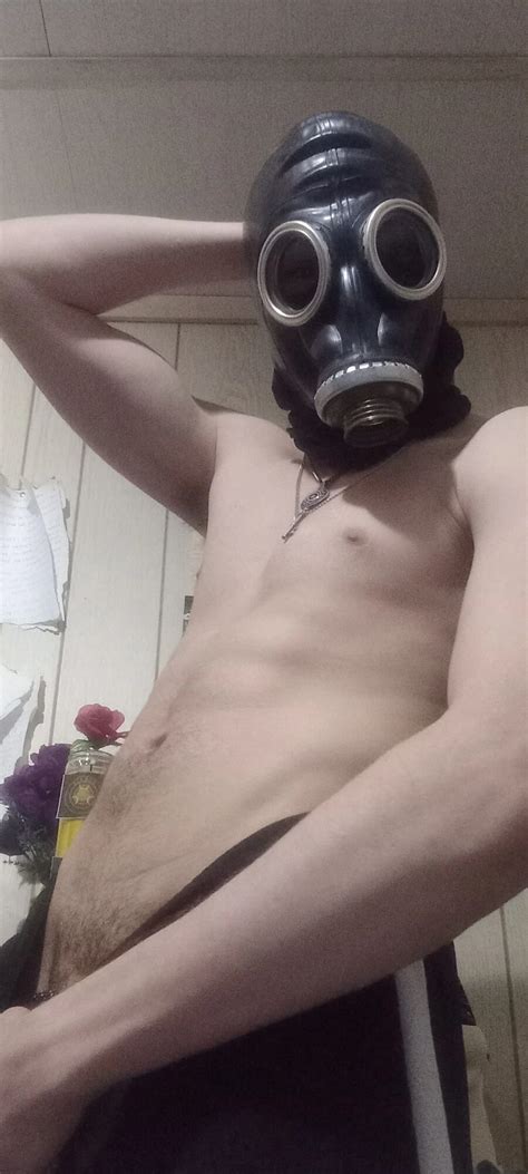 Gas Mask Fuckery Nude Pics XHamster