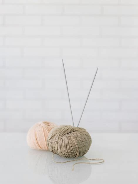 Free Photo | Close up wool thread for knitting