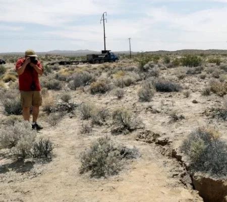 Terremoto nos EUA causou rachadura que pode ser vista do espaço