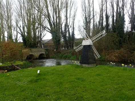 River Darent At Castle Farm Marathon Cc By Sa 2 0 Geograph Britain