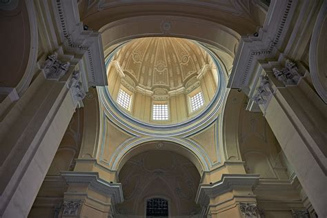 Basilica Di Santa Maria Maggiore Alla Pietrasanta En N Poles Cielos