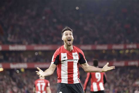 Athletic Club legend Aritz Aduriz announces retirement at 39 - Get ...