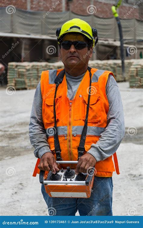 Concrete Pump Operator With Remote Control For Boom Pump Truck At