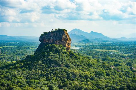 Sigiriya Le Rocher Du Lion Merveille Du Sri Lanka