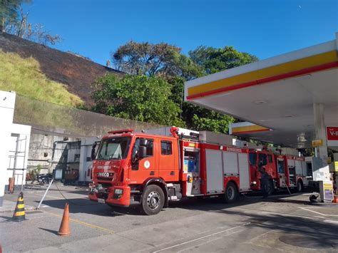 Jornal Correio Inc Ndio Atinge Vegeta O Atr S De Posto De