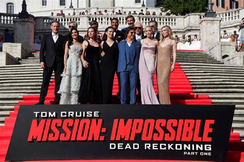 Hayley Atwell, Simon Pegg Rave About 'Mission: Impossible' Costar Tom ...