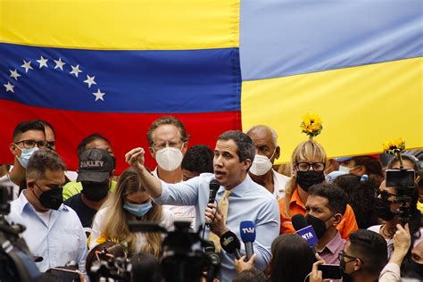 La Oposición A Nicolas Maduro Fracturada Pone Fin Al Experimento De Juan Guaidó En Venezuela