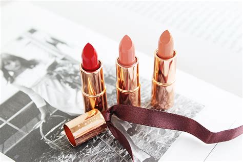 set son hot tới nỗi cô nàng nào cũng sẽ đổ đứ đừ nếu được tặng