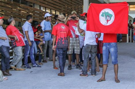 MidiaNews Fazendeiro e MST disputam área de 2 186 hectares em MT