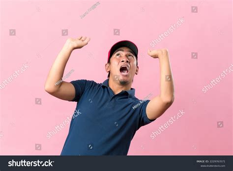 162 Man Lifts Something Heavy Images Stock Photos And Vectors Shutterstock