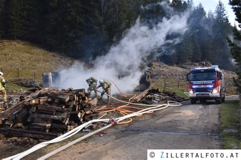 Kellerbrand Bei Bauernhaus In Tux Zillertalfoto At