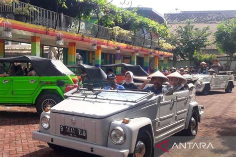 Kota Magelang Kembangkan Paket Wisata Mobil VW ANTARA News