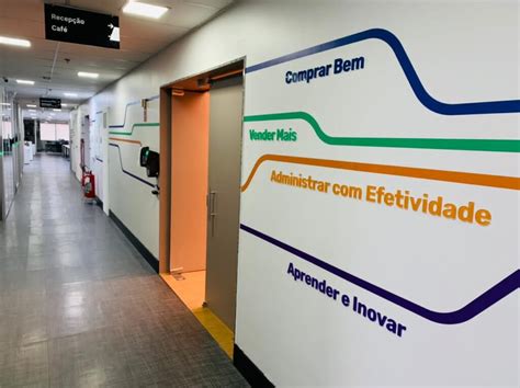 Comunicação Visual Para Empresa Do Setor Farmacêutico