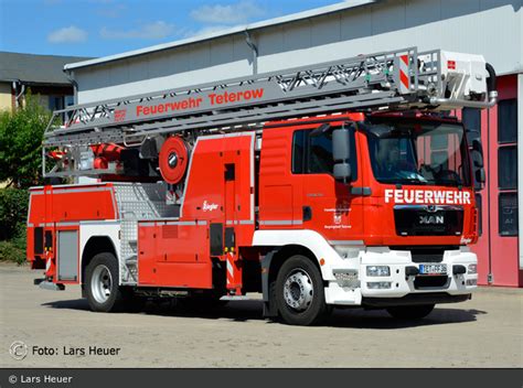 Einsatzfahrzeug Florian Landkreis Rostock Bos Fahrzeuge