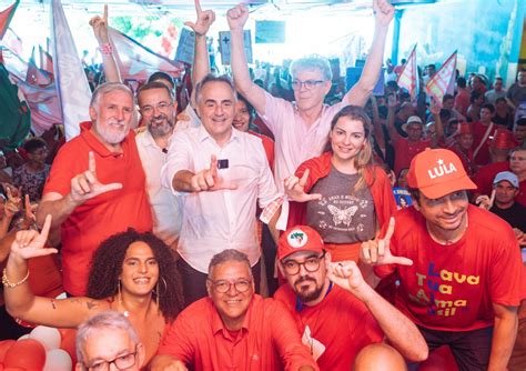 Convenção homologa as candidaturas de Luciano Cartaxo e Amanda