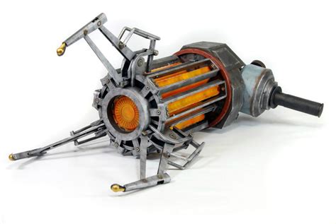 Official Image of Half-Life 2 Zero-Point Energy Field Manipulator Replica Revealed! – NECAOnline.com