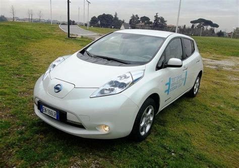 Foto Nissan Leaf Test Drive 2013