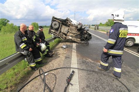 Wypadek Na Wschodniej Obwodnicy Wroc Awia Zderzy Y Si Trzy Auta Film