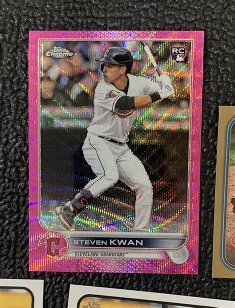 Steven Kwan 2022 Topps Chrome Pink Wave Refractor Lot 2024 RC 11