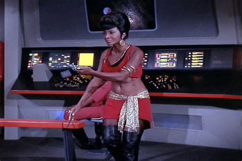 Mirror Mirror - Uhura Photo (8659665) - Fanpop