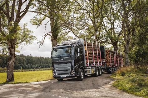 Volvo Apresenta Na Europa Nova Gera O Dos Caminh Es Fh Fm E Fmx