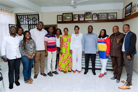 Asenso Boakye Celebrates Valentines Day With Students Of Kumasi Girls