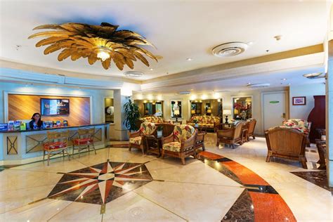 Ramada Plaza by Wyndham Waikiki Honolulu, Hawaii, US - Reservations.com