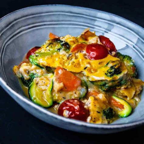 Tomaten Zucchini Frittata Rezept Mit M Hre Und Brokkoli Gourmetmagazin