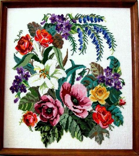 Pin by Zoluska on Вышивка крестиком in 2024 Cross stitch flowers