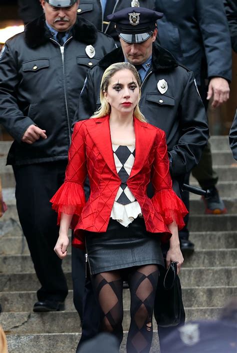 Les Premi Res Images Poustouflantes De Lady Gaga En Harley Quinn Sur