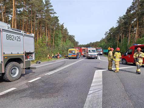 Lubliniec Dramatyczna Akcja Ratunkowa Po Wypadku W Centrum Miasta