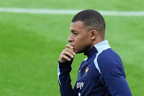 Mbappé Se Pronuncia Sobre La Ultraderecha En Francia Yo Estoy Contra Los Extremos Llama A