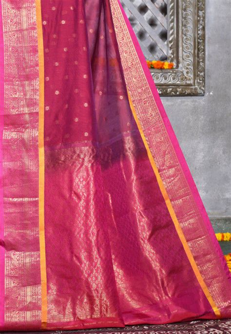 Buy Handloom Pure Silk Cotton Gadwal Saree In Magenta Online Smua