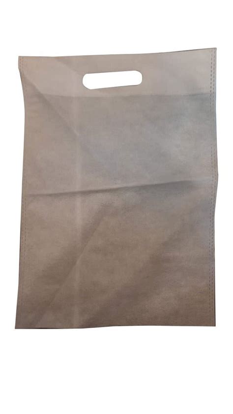 White D Cut Plain Non Woven Carry Bag At Rs 160 Kg In Agra Id