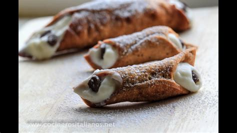 Cannoli O Cannolis Con Ricotta O Requeson Receta Del Dulce Tipico De