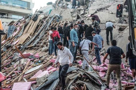 Suben A 14 Los Muertos Del Fuerte Terremoto En Grecia Y Turquía Telegraph