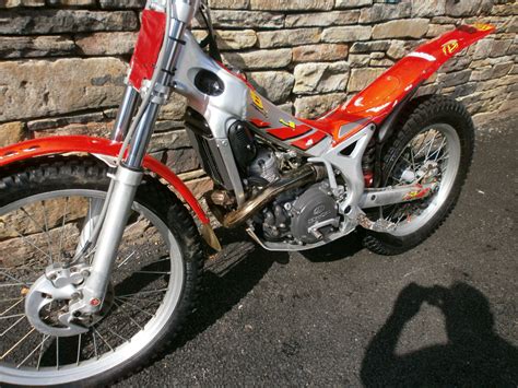 Beta Rev 3 250cc 2004 Trials Bike Road Regd Excellent Bike