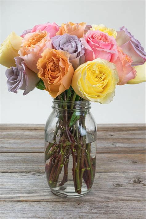 15 Pretty Easter Flower Arrangements - Best Easter Flower Centerpieces