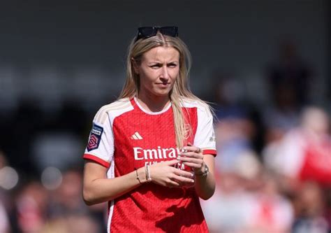 Leah Williamson Aiming To Upset The Party Against A Top Form Man City