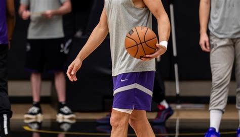 Devin Booker Nike Book 1 Cool Grey 2