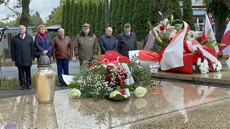 Rocznica Bitwy Pod Lenino Uroczysto Ci Pod Pomnikiem Sapera We