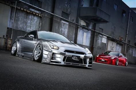 Kuhl Racing Silvered The Nissan Gt R With Widebody Kit Tuningblog Eu