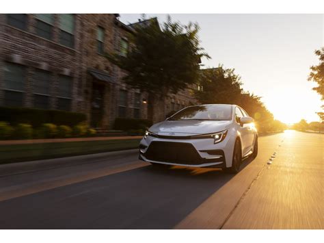 2023 Toyota Corolla: 21 Exterior Photos | U.S. News