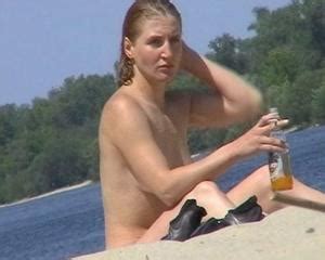 FS Beach Voyeur Hot Nudism Naturism Videos Page 2